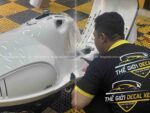 Dán PPF TPU Vespa 946 5