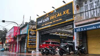 Địa chỉ dán đổi màu PET đen siêu bóng chất lượng tại Biên Hòa