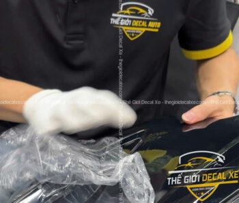 Thế Giới Decal Auto thi công dán nóc Kia Sonet Luxury tại Biên Hòa