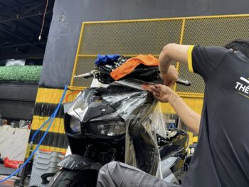 Thợ dán xe AB  PPF TPU AX Film tại Biên Hoà