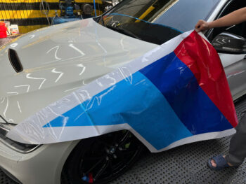 Thi công dán tem thiết kế xe tại Biên Hoà – Thế Giới Decal Xe Auto