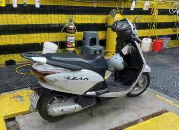 Xe Lead dán đổi màu xanh rêu than đá tại Thế Giới Decal Auto - Biên Hoà