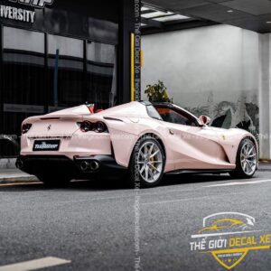 Dán decal bảo vệ sơn zin xe ô tô