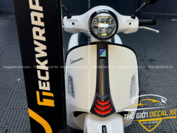 Dịch vụ dán PPF TPU cho Vespa GTS tại Thế Giới Decal Xe