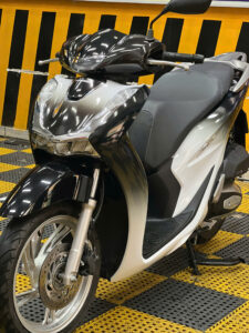 Sh 2020 dán tem trùm Ombre phối màu cực chất tại Thế Giới Decal Xe