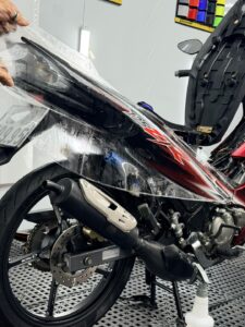 Dán keo PPF TPU cho Yaz giữ nguyên sơn zin