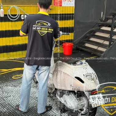 Dán PPF TPU cho xe máy tại Bình Dương ở đâu uy tín? Thế Giới Decal Xe – Giải pháp bảo vệ xe toàn diện