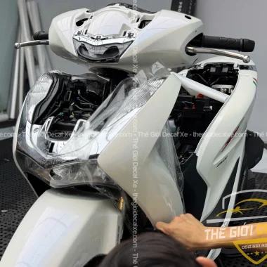 So Sánh PPF TeckWrap V75 Và Keo Trong Truyền Thống Trên SH150 Nhập Ý