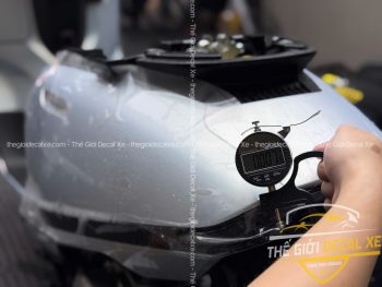 Tính năng tự phục hồi vết xước dăm khi gặp nhiệt độ của PPF TPU 7.5mil